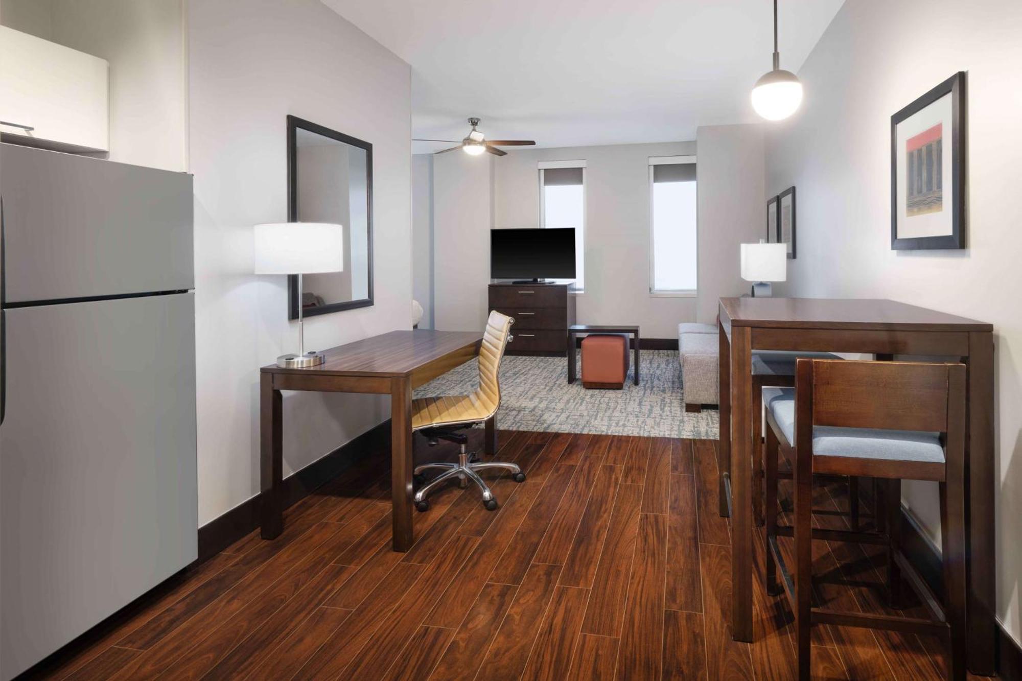 Homewood Suites- Denver Downtown Convention Center Bagian luar foto